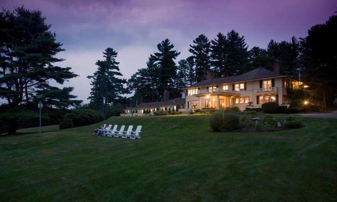 Holderness Bed & Breakfast | The Manor on Golden Pond