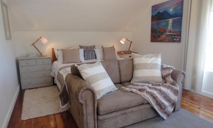 Westcliff Apartment | The Mayflower