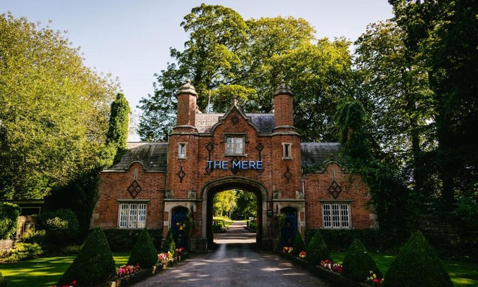 Mere Hotel | The Mere Golf Resort & Spa