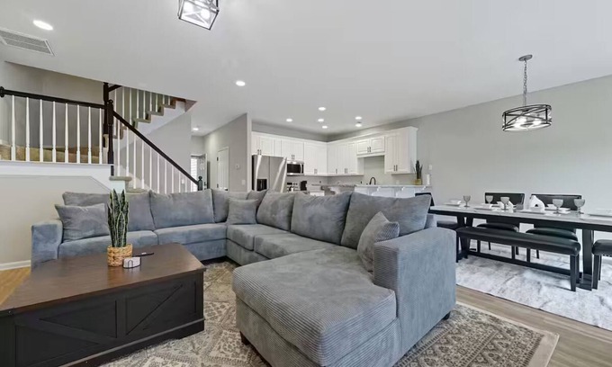 Hampton House | The Meridian: Sunrise Escape in Hampton