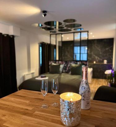 Bouxieres-aux-Dames Hotel | The Moon Chambre romantique proche de Nancy