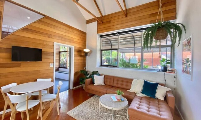 Geelong Apartment | The Morrison Stables- Walking distance to the Geelong CBD