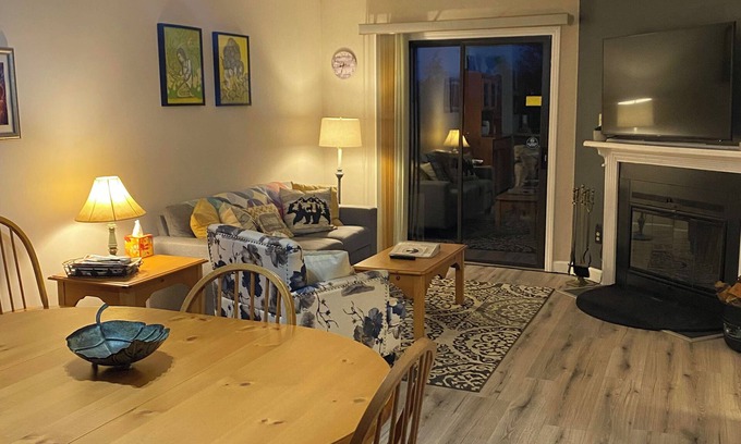 Davis Condo | The mountains are calling.you MUST go!