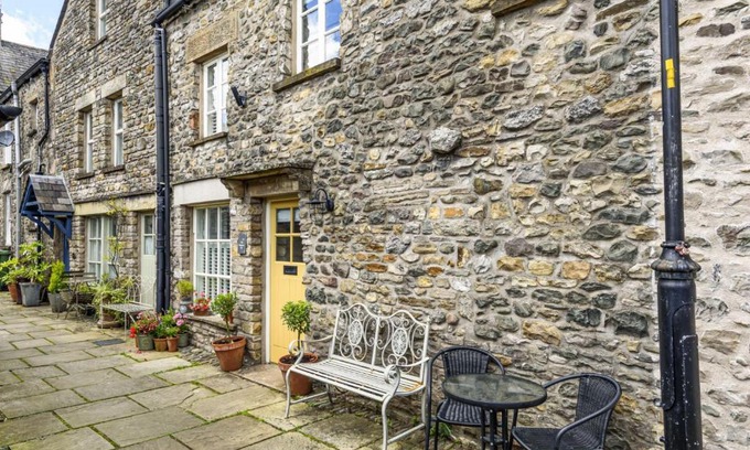 Kirkby Lonsdale House | The Mustard Pot - Kirkby Lonsdale