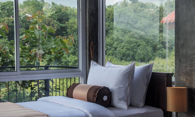 Pathahewaheta Bed & Breakfast | THE NATURE SUITE by Kandy Victoria Eco Resortn"Overlooking Victoria Lake"