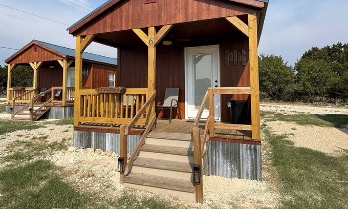 Pipe Creek Cabin | The Nest Cabin Resort - Cardinal Cabin #6