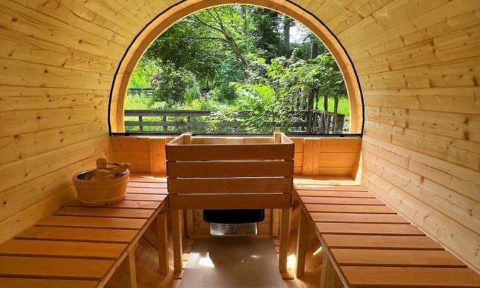 Yamanakako Apartment | The No.10 山中湖/サウナとBBQ、焚き火が楽しめる自然に囲まれた別荘【ペット可】