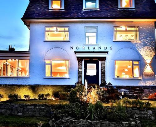 Scarborough Hotel | The Norlands