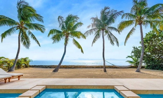 Monroe County House | The Oasis in Key Largo