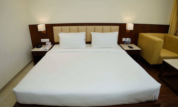 Ujire Hotel | The Ocean Pearl Ujire