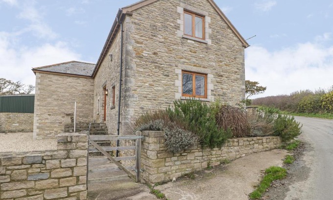 Isle of Purbeck House | The Old Barn