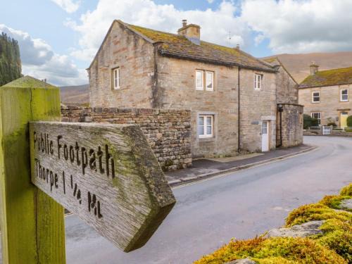 Burnsall House | The Old Cobblers