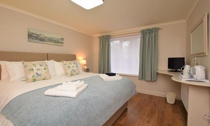 Lympstone Bed & Breakfast | The Old Dairy B&B
