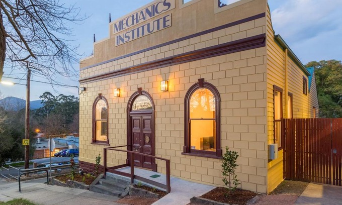 Healesville Apartment | The Old Mechanics