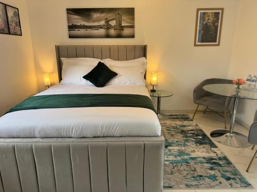 Stanwell House | The Opal Lux