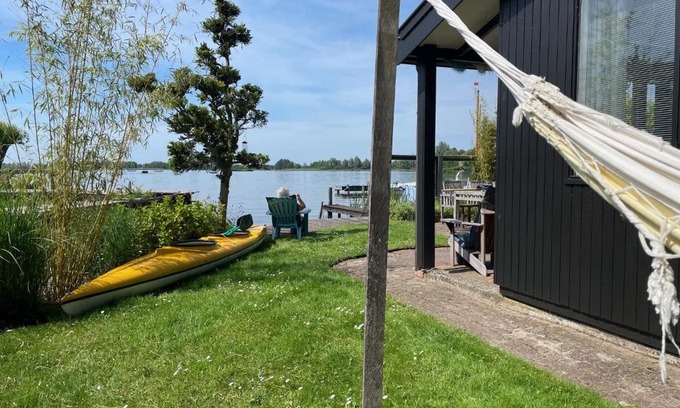 Reeuwijk Ski Chalet | The Outpost Lakehouse- enjoy our house at Reeuwijkse Plassen - near Gouda