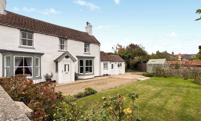 Sleaford Cottage | The Painters Cottage