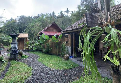 Bebandem House | The Payung House