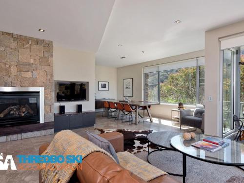 Thredbo Ski Chalet | The Peak 5