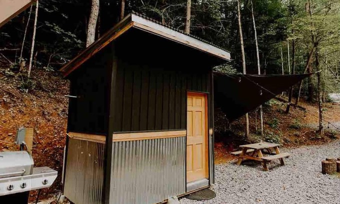 Cosby House | The Perch Glamping by Rafting