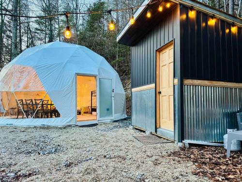 Cosby House | The Perch Glamping By Rafting
