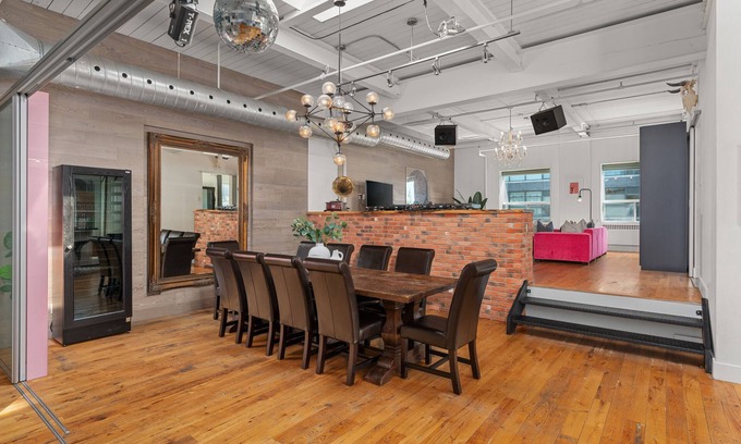 Leslieville Apartment | The Pink Panther Loft