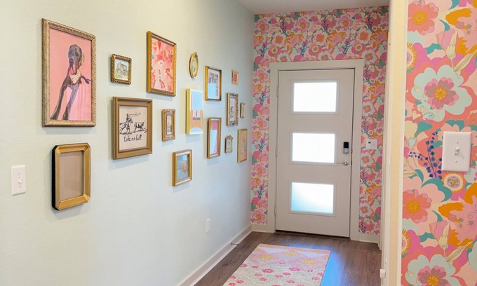 McNeil House | The Pink Stampede: Tremendous 5-bedroom House in vibrant Austin