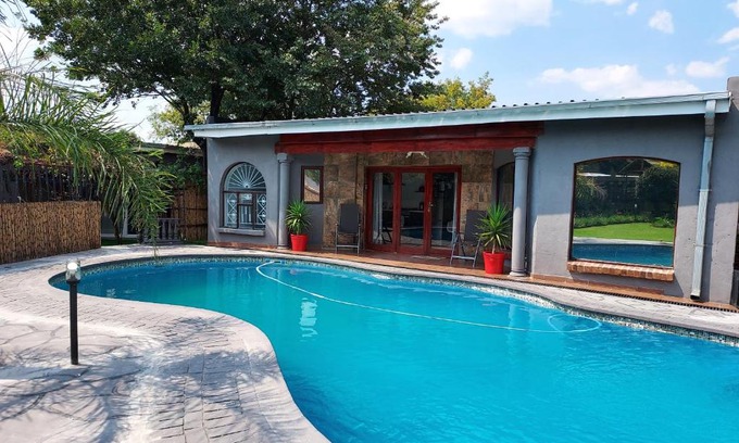 Germiston Apartment | The Pool house