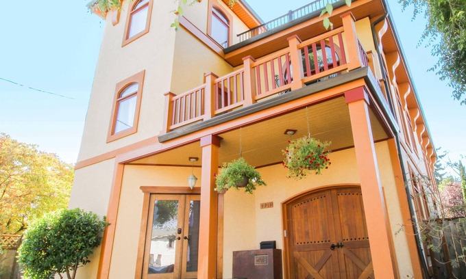 Alberta Arts District Villa | THE PORTLAND VILLA - In the heart of NE Portland, Alberta Arts District