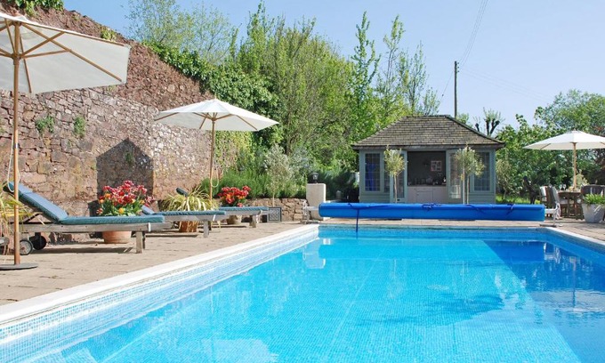 Paignton House | The Pound House