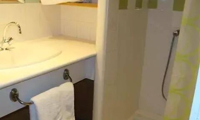 Aston Ski Chalet | THE PROGRESS * - Chalet Type C 6 persons