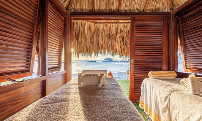 Otrobanda Resort | The Rif at Mangrove Beach Corendon Curacao All-Inclusive, Curio by Hilton