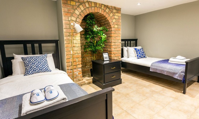 Arbury House | The River Cam Place - Enchanting 6BDR Home next to River Cam