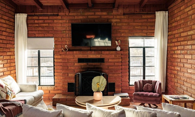 Tucson House | The Rosewood Adobe - Private, Spacious Retreat with Pool