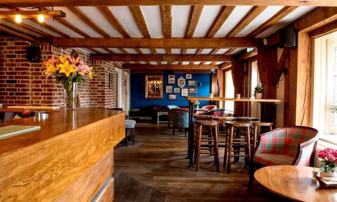Hawkhurst Hotel | The Royal Oak Hotel