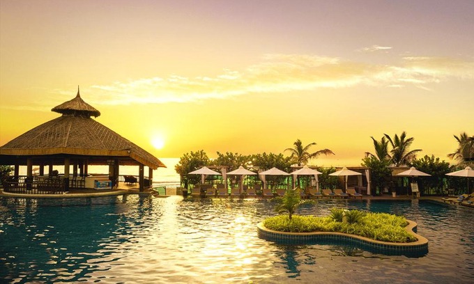 Old Quarter Resort | The Sailing Bay Beach Resort