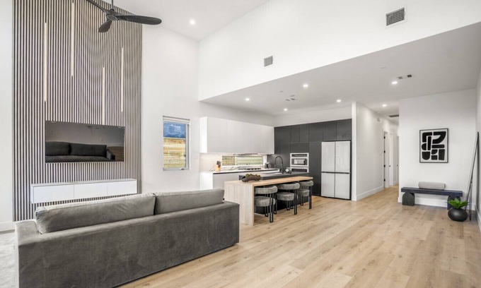 OST - South Union House | The Saint Zane Lofts - Unit A