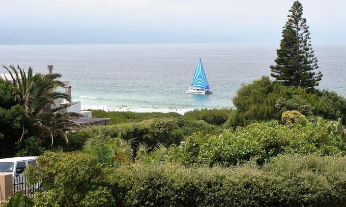 Robberg Beach Apartment | The Sanctuary No 3 350 sqm beachfront apartment