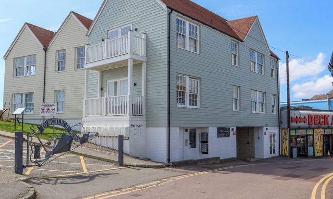 Dymchurch Cottage | THE SEVEN SANDS, country holiday cottage in Dymchurch