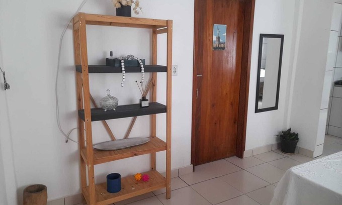 Davidopolis House | The simplicity of the bucolic in 4 decorated walls!