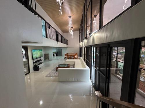 Baguio Apartment | The Skynest Baguio - 6 bedrooms, 3 CRs and a HUGE Balcony