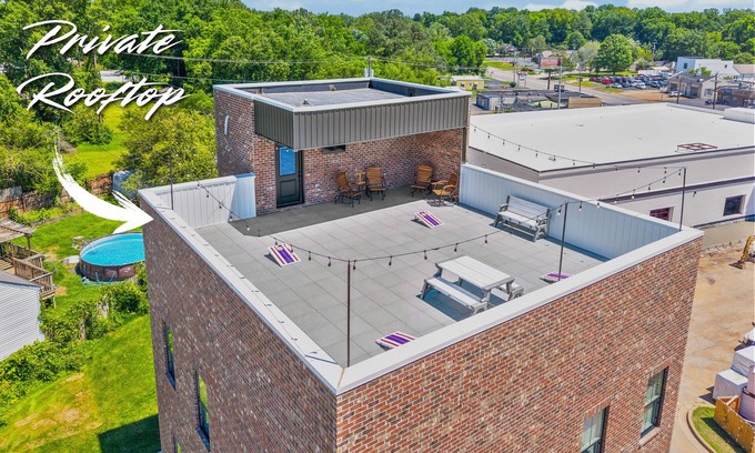 Clarksville Apartment | The Spot 281 Liberty Pkwy