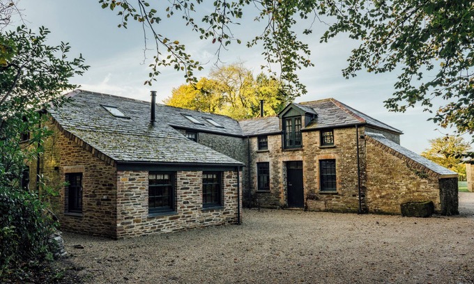 Bodmin House | The Stables at Boconnion