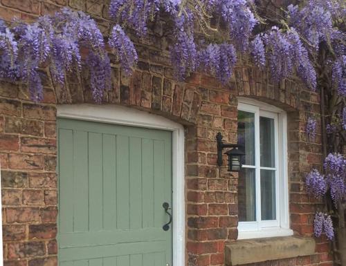 Scunthorpe Ski Chalet | The Stables at Owlett Hall