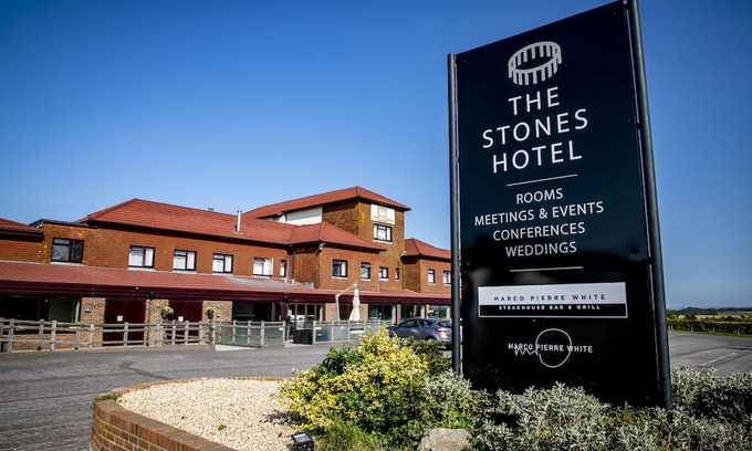 High Post Hotel | The Stones Hotel