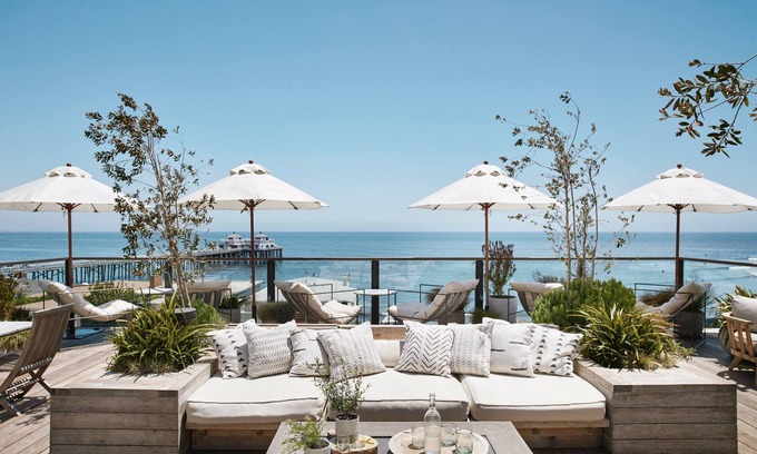 Eastern Malibu Hotel | The Surfrider Malibu