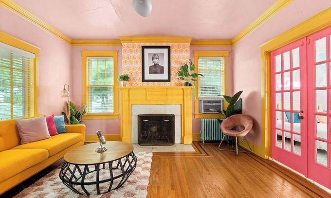 Hillsboro Village House | The Taylor Swift + Dolly Mansion Music Row