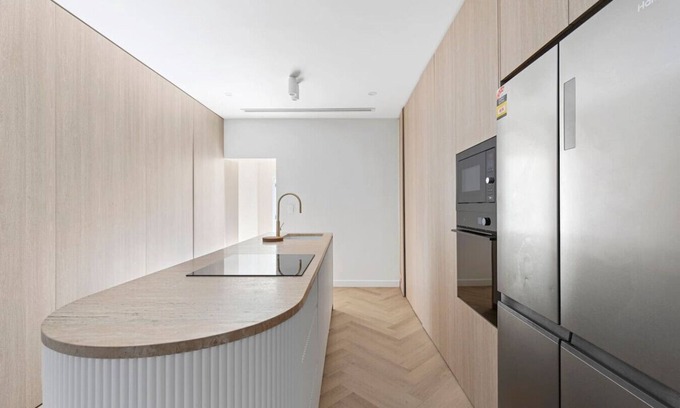 Pyrmont House | The Travertine Terrace - Pyrmont