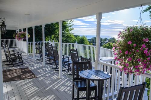 Ogunquit Hotel | The Trident Inn