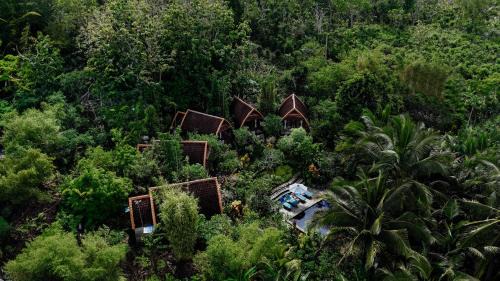 Penida Island House | The Tukad Gepuh Cottage and Resto